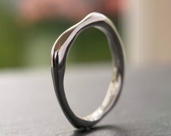 Molten Argentium Silver Ring - Minimalist Stacking Band - 935 - Flowing asymmetrical Lava Design- Handmade in the UK
