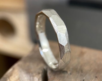 Faceted Argentium Silver Ring - 4mm Rough Textured Band - 935 - Mens or Ladies Sizes - Industrial geometric Minimalist - Handmade in Britain