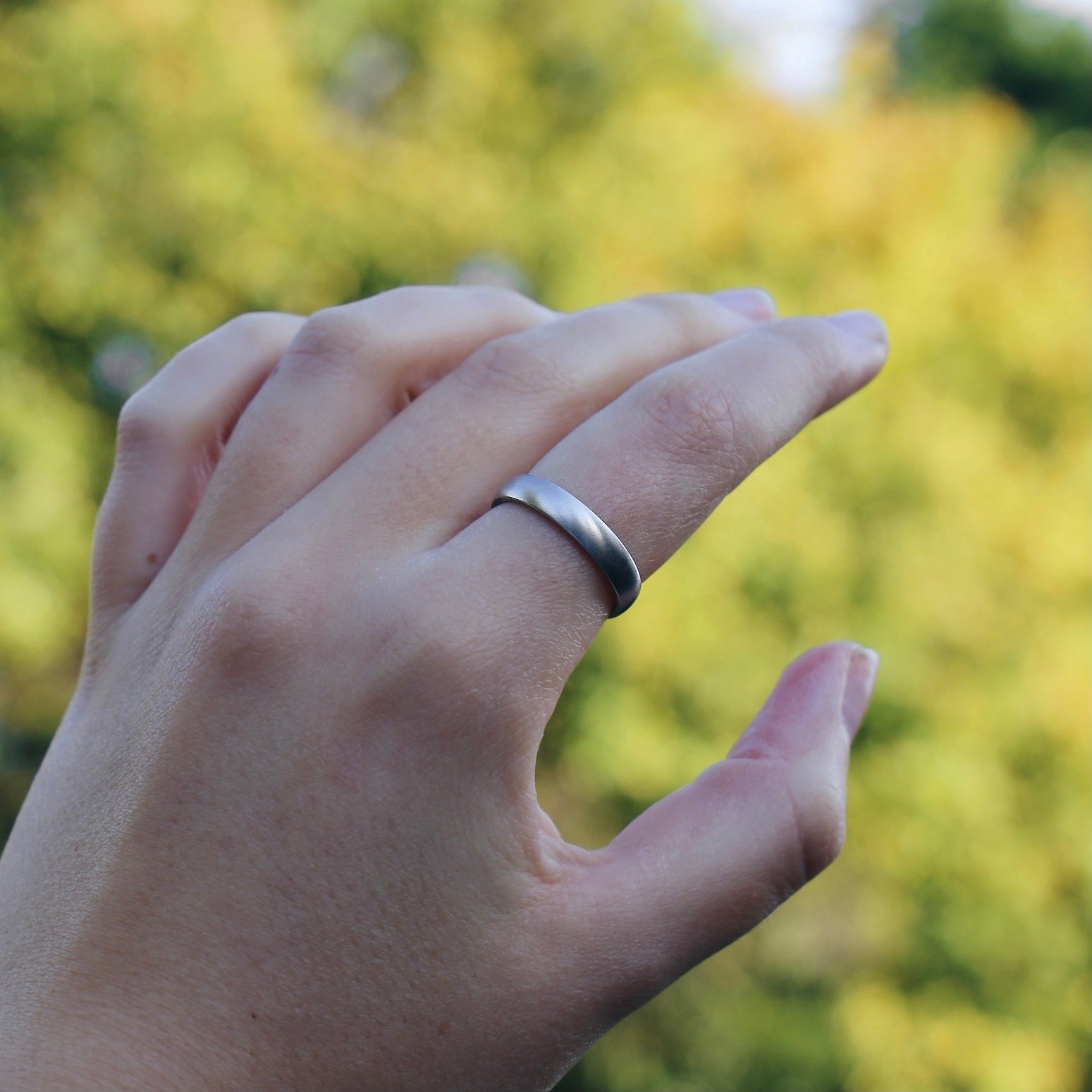 Bague en acier inoxydable brosse Bande en forme de D avec finition mate de 4 mm Message secret grave en forme de cour Bague minimaliste simple pour homme ou femme Etsy France