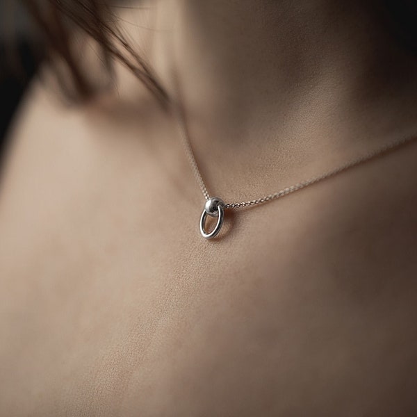 Ring of the O Collier "Basics" silver, filigree, necklace with pendant, silver chain, subtle O-ring, everyday jewelry, simple, statement