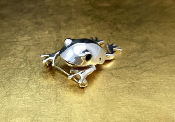 Unique Jewelry, Frog Pin, Vintage Pin, Silver Broo