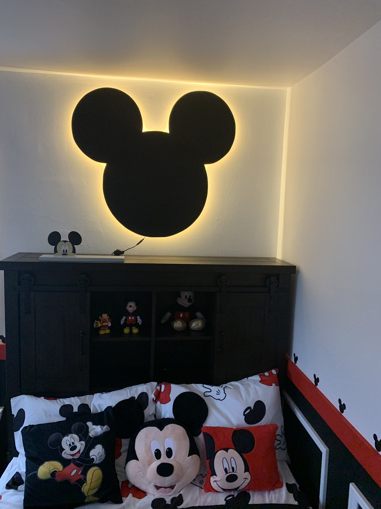 Mickey Mouse Bedroom Ideas - Photos & Ideas
