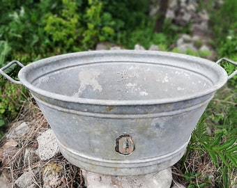 Old Farm Wash Tub Etsy