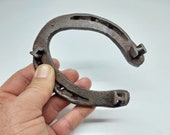 Horseshoe good luck symbol - Vintage rusty iron horseshoe - Rustic blacksmith horseshoe - Luck wall hanging - Front door decor - House gift