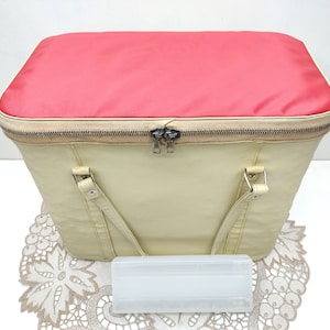 Vintage Vinyl Cooler Bag: Insulated Picnic Lunch Box, &#39;80s Portable Chest