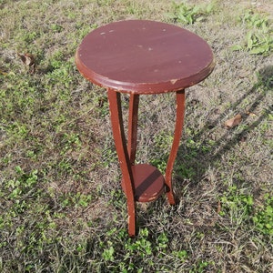 Vintage three-legged chair - Wooden stool - Handmade chair - Side table - Pot stand - Tall stool - Tripod - Bar stool - Farm style of 60s