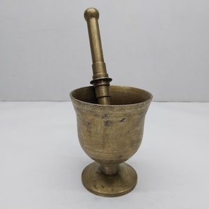 Vintage Brass Mortar and Pestle Set: 1940s Apothecary Herb Grinder