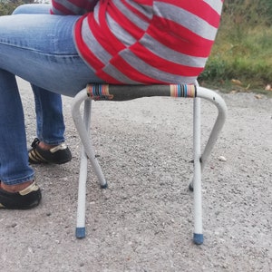 Silla plegable vintage - Silla con marco metálico - Silla plegable de cuero artificial - Silla de pesca - Silla de camping - Silla de los años 60