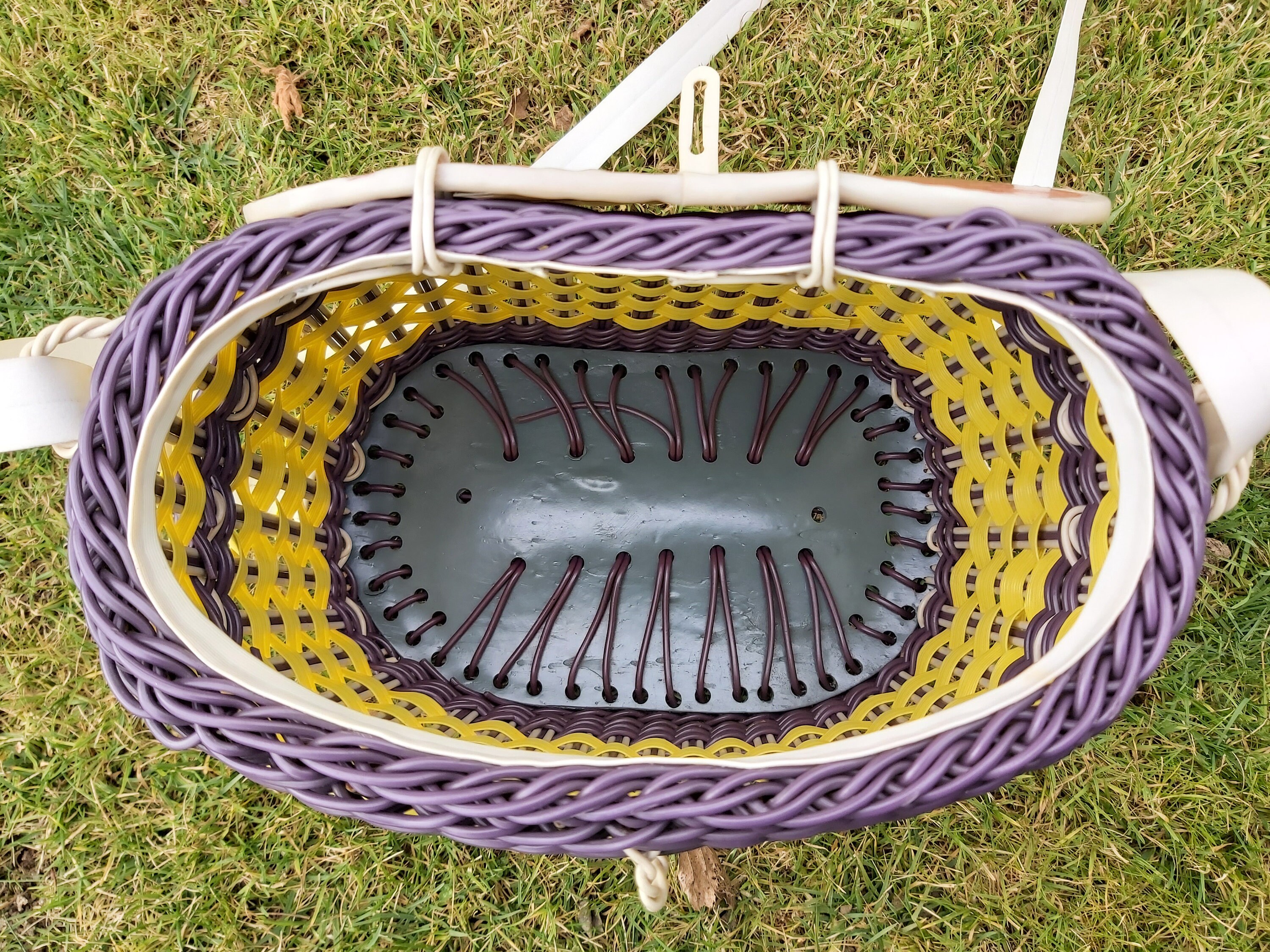 Vintage basket fly fishers Plastic wicker fishing basket Etsy