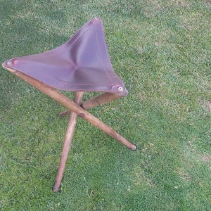 Vintage folding tripod stool - Wood and leather portable stool - Camp stool - Travel backpacking stool - Stool for safari / fishing / hiking