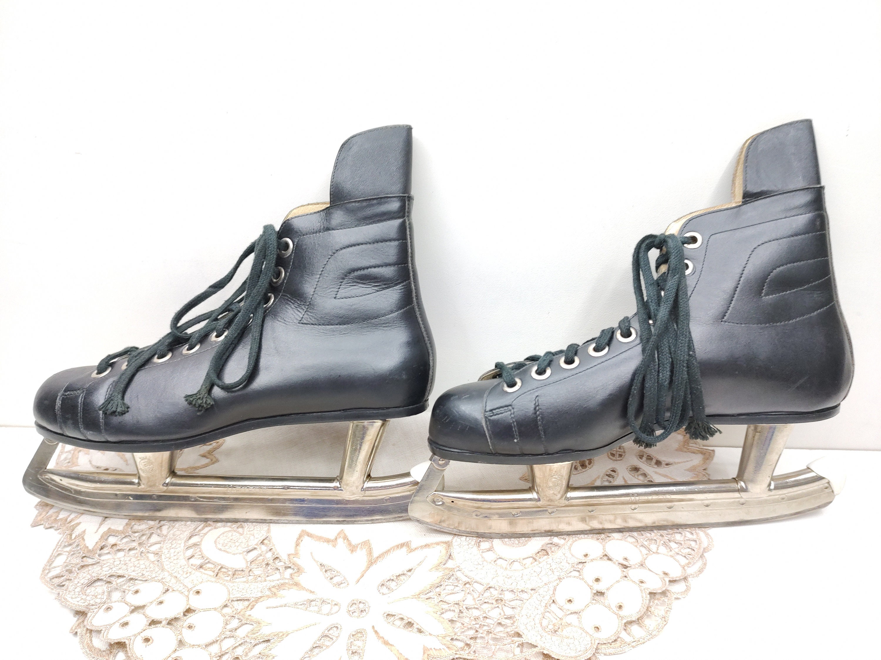 Vintage Mens Black Ice Skates Leather Poland Scates
