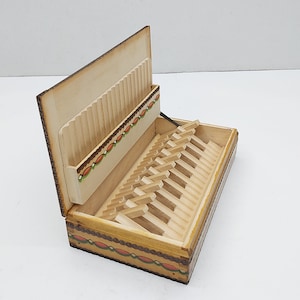 Scatola di sigarette in legno fatta a mano - Custodia vintage con coperchio - Portasigari - Custodia in legno per 40 sigarette - Cassa di tabacco verniciata pirografica