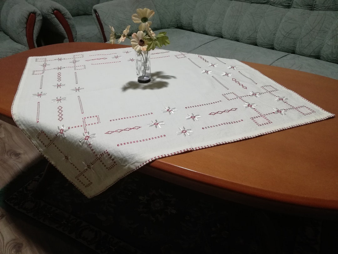 Embroidered Table Cover Vintage Linen Tablecloth Needlework Handmade