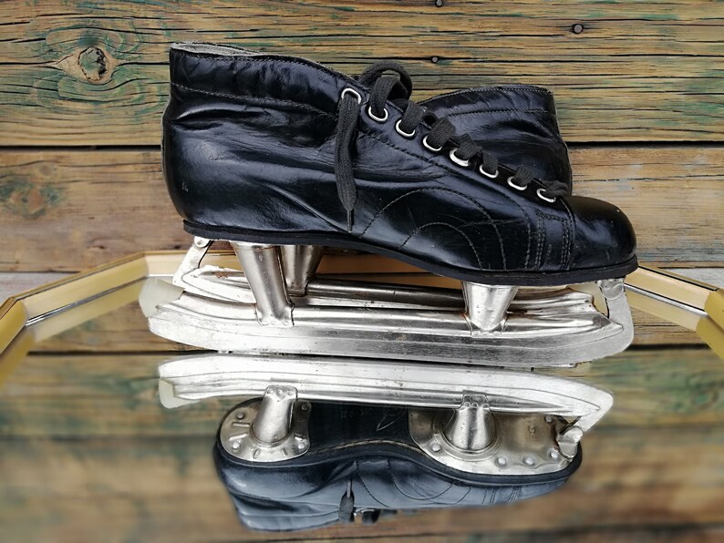 Vintage ice skates from 70s, Black leather skates, Made in USSR, Hockey skates, Collectors' skates that you can add to your collection