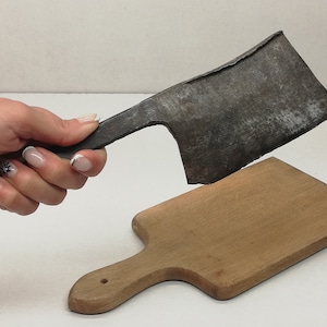 Vintage meat cleaver - Kitchen meat knife - Primitive rusty meat chopper - Butcher knife solid steel - Hand-forged meat cleaver - Gift idea