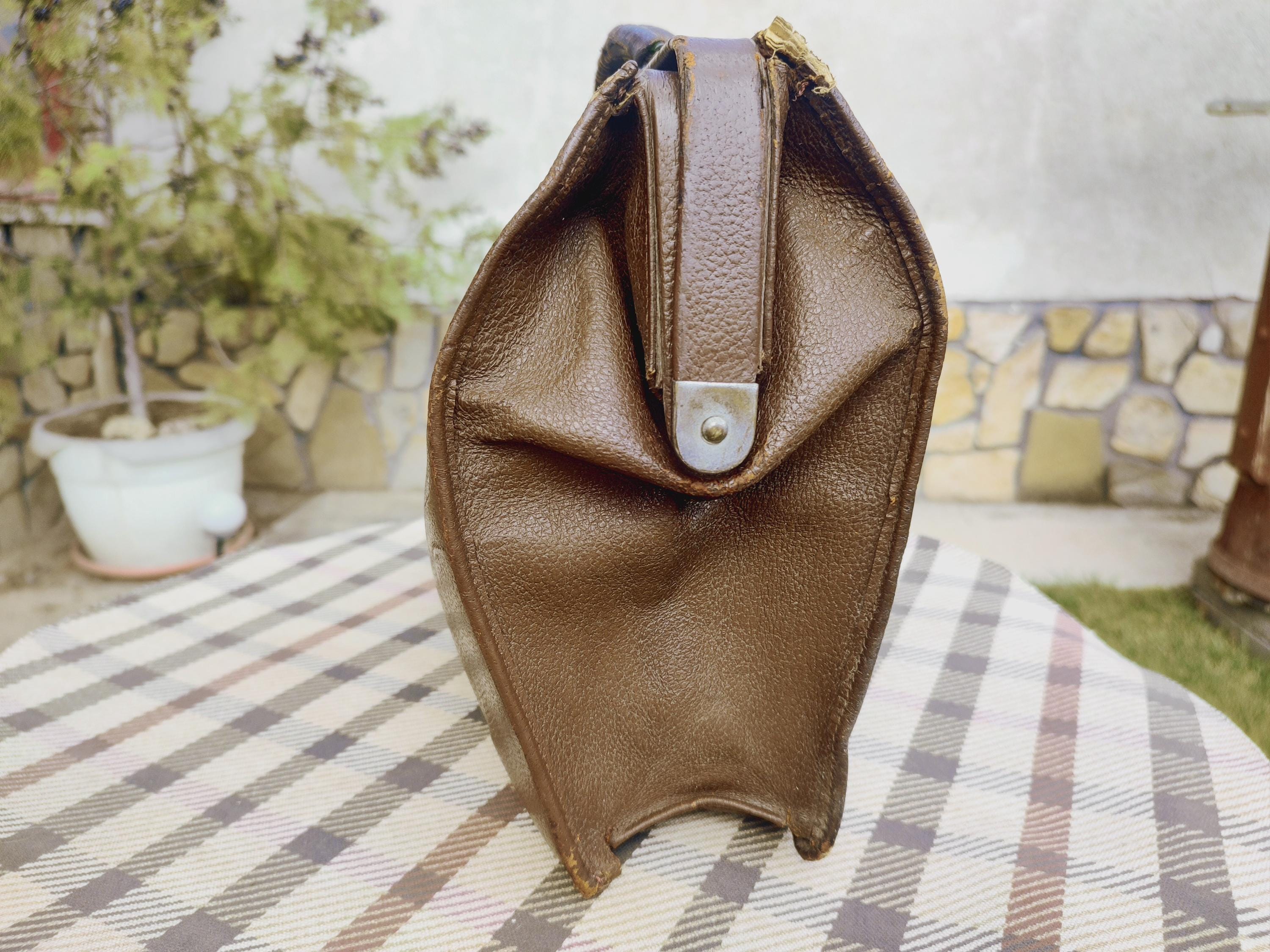 ヴィンテージ風レザードクターバッグ - 1940年代のグラッドストーン