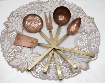 Lot De 5 Ustensiles De Cuisine En Cuivre Et Laiton Avec Support – Style Rétro Déco