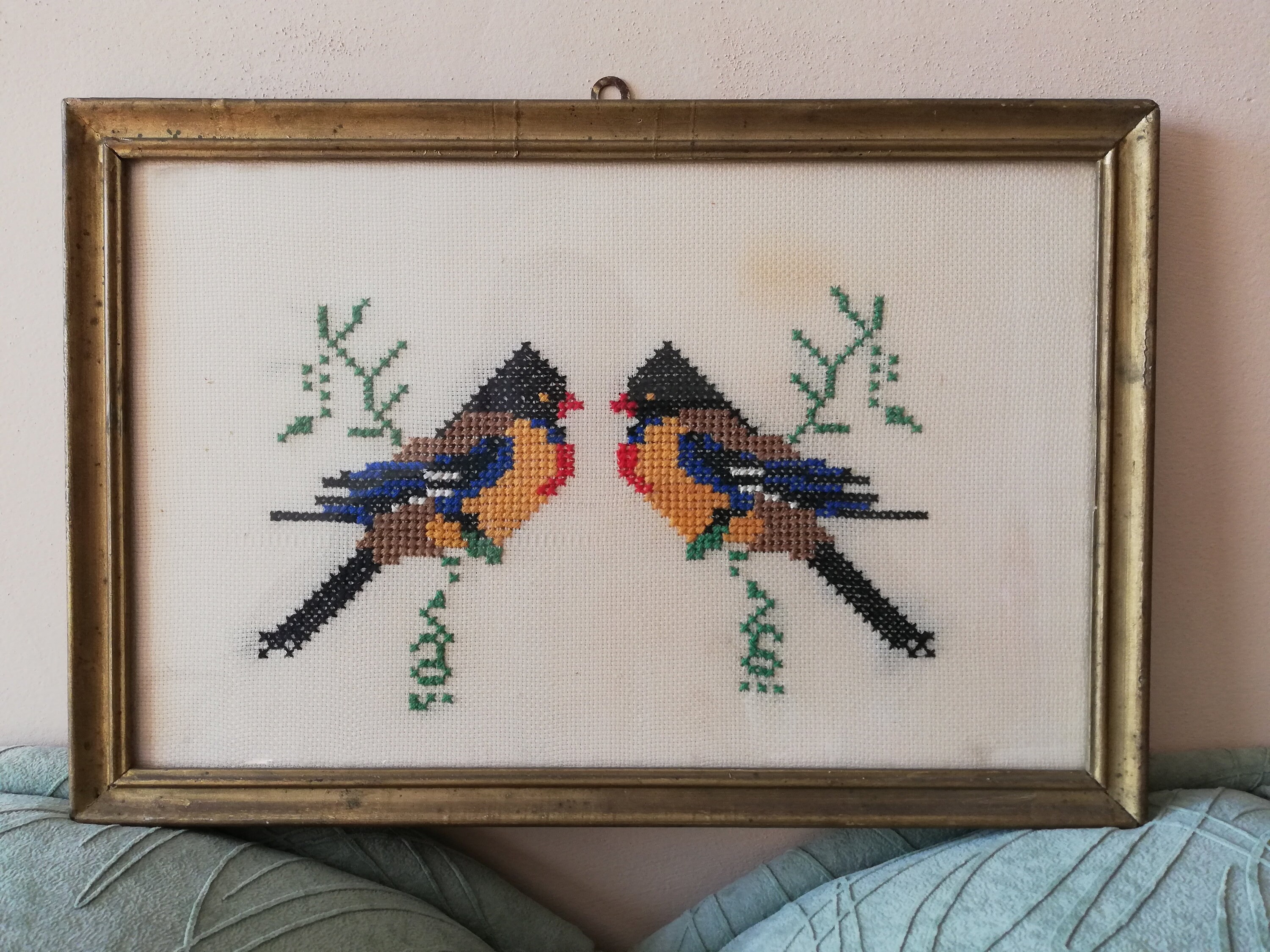 ヴィンテージの刺繍入り鳥のタペストリー：額入りゴブラン織りの壁