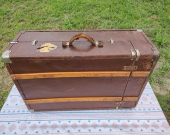Baúl de viaje vintage: un baúl de viaje estilo shabby chic de los años 40