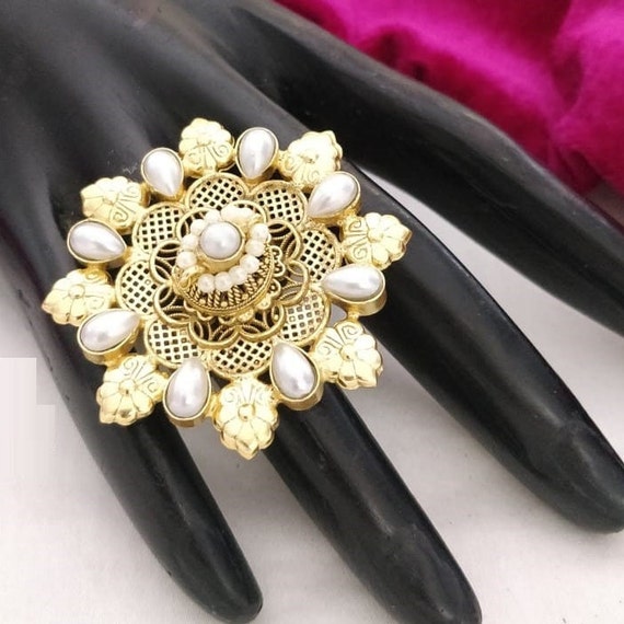 22kt Antique Gold Bridal Ring Chain Bracelet | Raj Jewels
