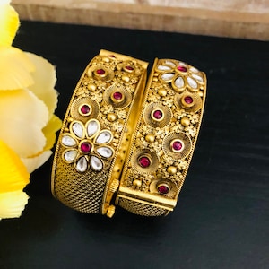 Rajwadi Kundan Openable Kada Bangles/ Sabyasachi Indian Wedding Bangles/ Jadau Bridal Statement Bangles / Pakistani Bracelet / Punjabi Kada