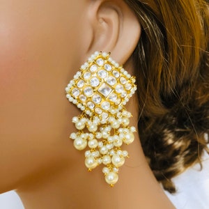 Tiyaani Kundan Chandbali/ Kundan Pearl Earring/ Sabyasachi Chandbali Earring/ Pacchi Kundan Indian Bridal earrings @AryaFashions