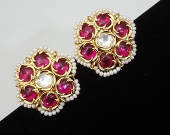 Pendientes de perlas Kundan: chapados en oro de 22 quilates, joyería india.