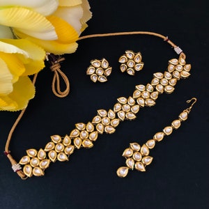 Kundan Flower Choker Necklace/ Rajwadi Jewelry / Meenakari Bridal necklace/ Sabyasachi Kundan Jewelry / Traditional Kundan Jadau Jewelry