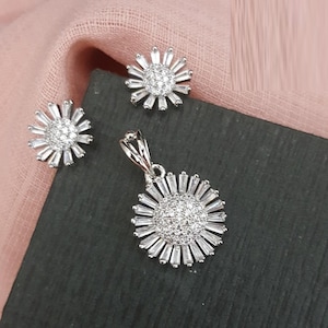 Minimalist Jewelry / CZ Pendant/ Cubic Zirconia Flower Pendant set/ Silver Pendant/ CZ pendant set with studs / CZ Bridesmaid Pendant Set