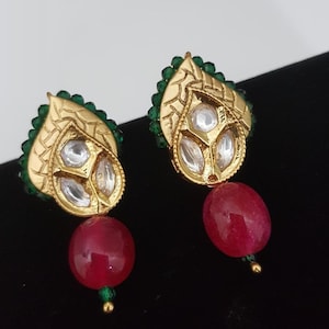 Small Kundan Meena Earrings / Ruby Emerald earrings with pearl drops/ Kundan Earrings / Kundan Meenakari Studs/ Indian Kundan Earrings
