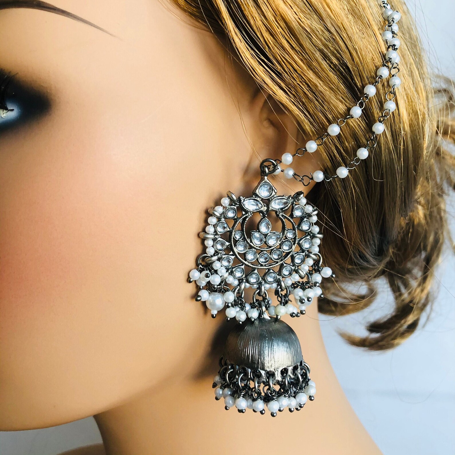 Grey jhumka Clearance