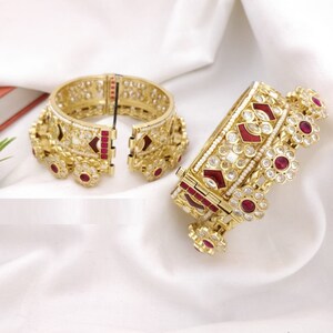Red Bridal Kundan Bangles/ Red Openable Sabyasachi bangles/ Designer Indian Wedding Bangles/ Pacchi Kundan Gokhru Bangles/ Rajasthani Kada