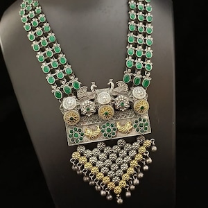 Groene Dual Tone geoxideerde zilveren ketting/groene tweekleurige designer ketting/geoxideerde zilveren ketting/Tribal Rani Haar/AryaFashions