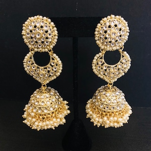 Golden Kundan Jhumka/ Sabyasachi Kundan Earring/ Indian Punjabi Jhumka/ Kundan Pearl Jhumka/ Wedding Earrings/ Bridesmaid Kundan Jhumka
