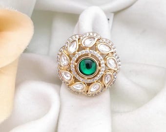 Anillo Kundan de esmeralda y rubí / Anillo Kundan ajustable de circonita cúbica dorada para novia / Anillo rojo llamativo / Anillo Kundan blanco / Anillo Kundan rosa