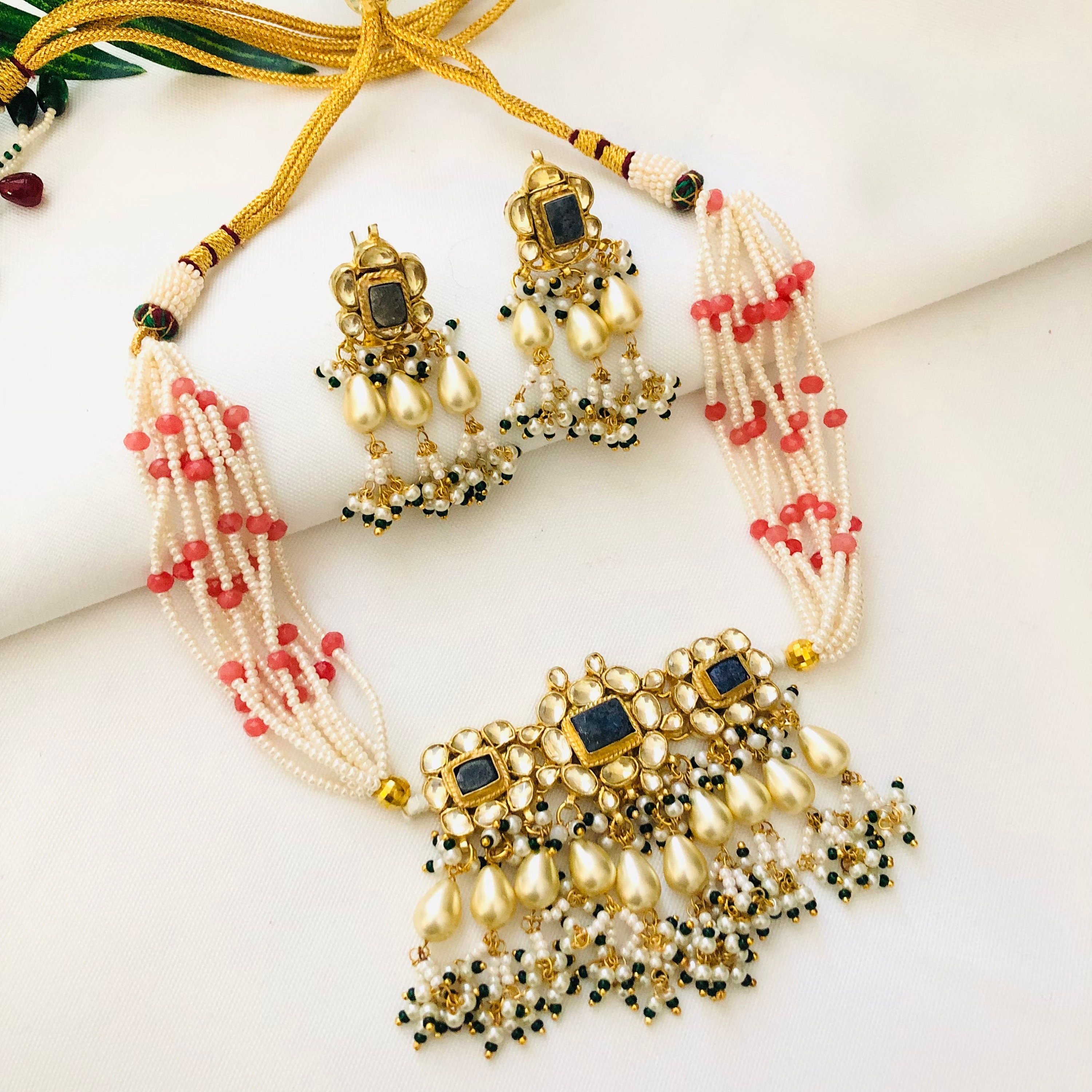 fcity.in - Timaniya Earrings Choker Peoperarani Haaraad Or Kanthi  Necklacekudan