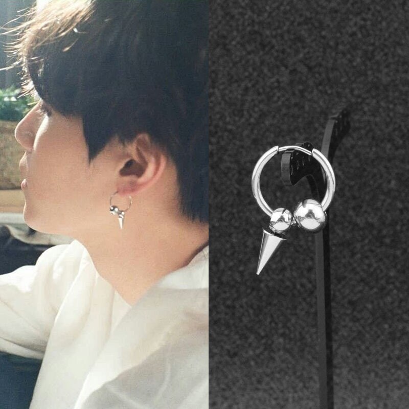 BTSシュガ着用☆関税込☆PORTRAIT REPORT★Shark Tooth Earring Bts Earrings Suga 2025 | sidhal.com