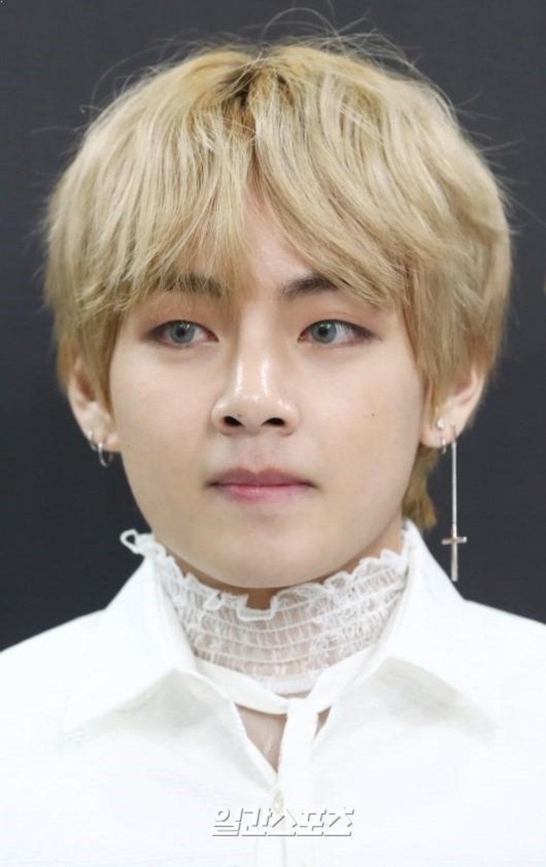 BTS V Kim Taehyung cross earring kpop idol Etsy