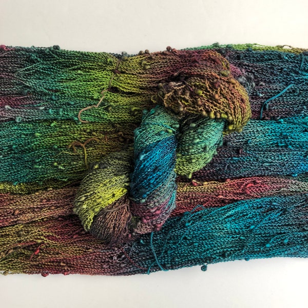 Hand Dyed Slub Merino Yarn | Canadian yarn for weaving, knitting and crochet | Fingering weight slub Merino wool / nylon blend