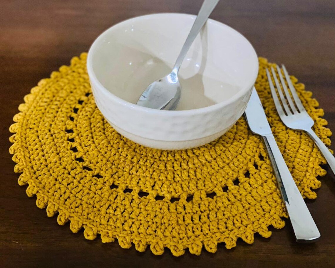 Pretty Prim Placemats Crochet Pattern - Etsy