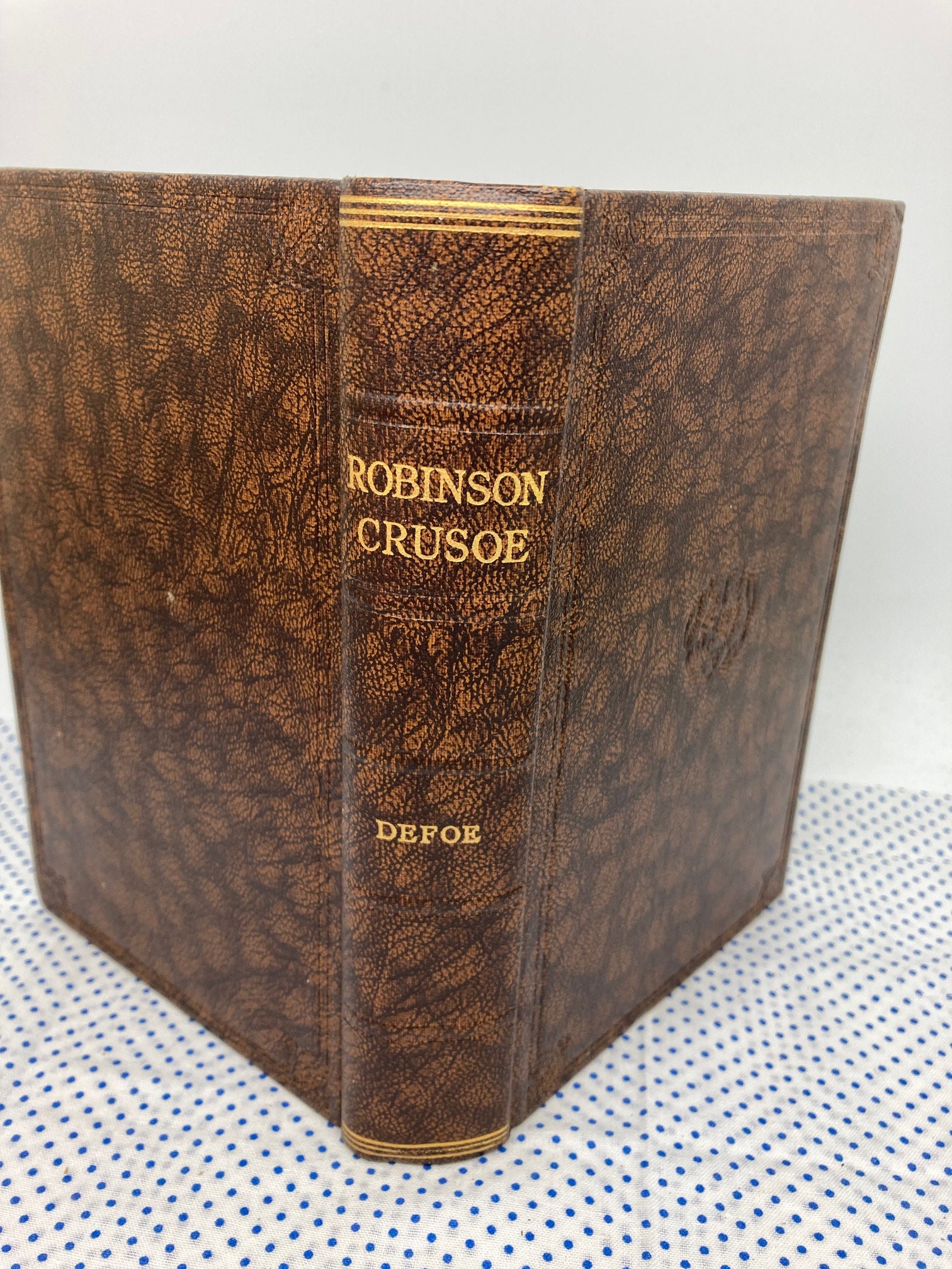 Robinson Crusoe - Daniel Defoe Classic - 1930s - Odhams Press - Vintage ...