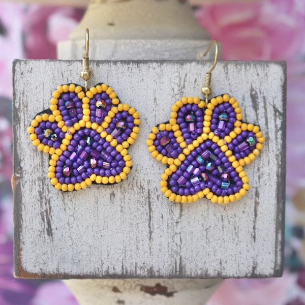 Paw Print Seed Bead Earrings / Choose Your Team School Colors / Tiger Panther / Game Day Apparel Jewelry / Stadium / Team Spirit / Go Tigers