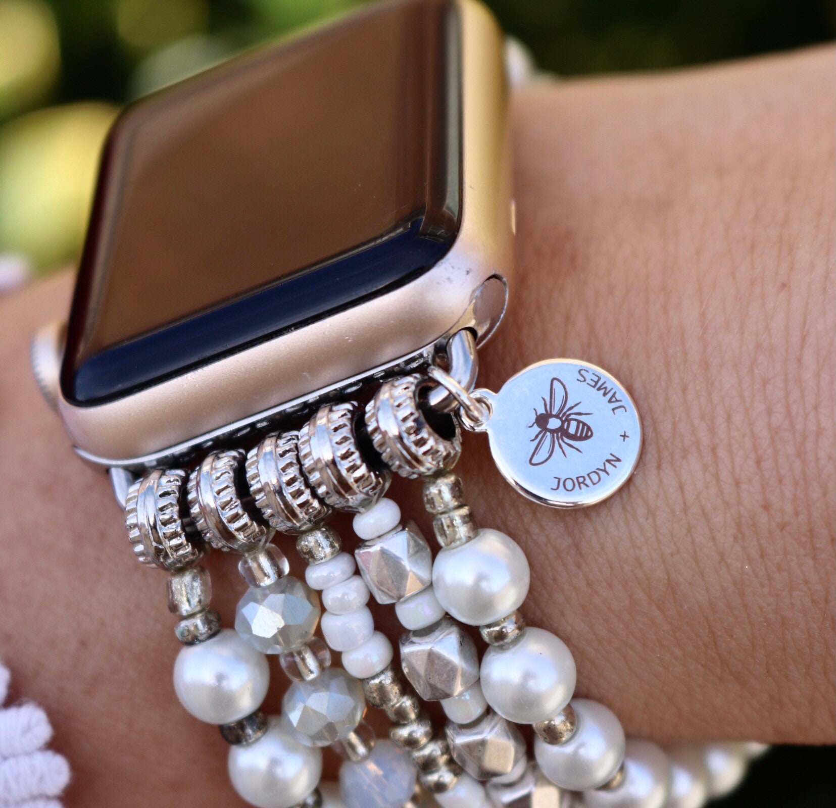 Dress Bracelet Apple Watch Bands – Retro Gold