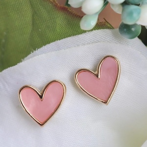 Acrylic Heart Stud Earrings / Choose Your Color / Gifts for Her / Studs / Girl Present / Valentines Day / Valentine Present / Simple