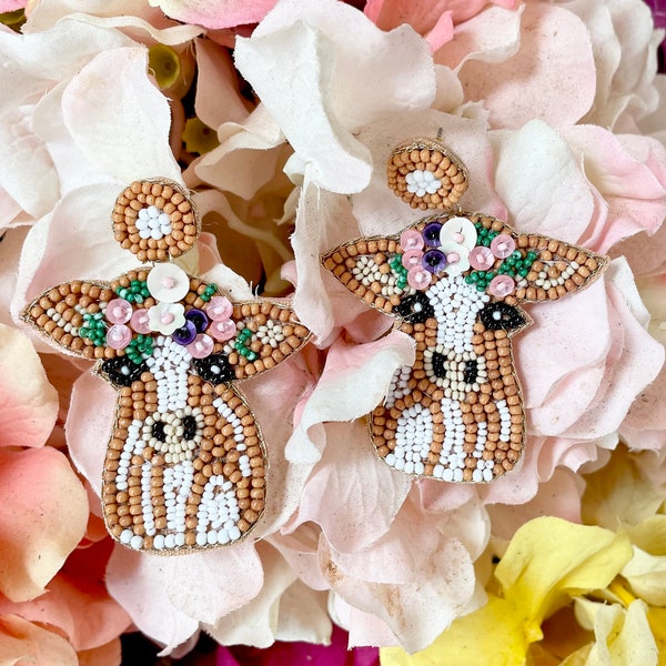 Boucles d'oreilles vache / Perle de rocaille / Poteau rond / Vache Highland / Couronne florale / Cadeaux pour elle / Boucle d'oreille Déclaration / Vie à la ferme / Vaches / Kitschy