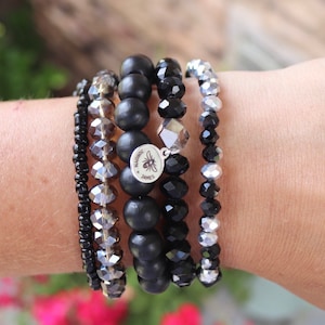 Wooden Beaded Bracelets / Set of Five Wooden Iridescent / Stretch Bead / Boho Bohemaian Style / Stackable Arm Candy / Gifts for Her / Gifts
