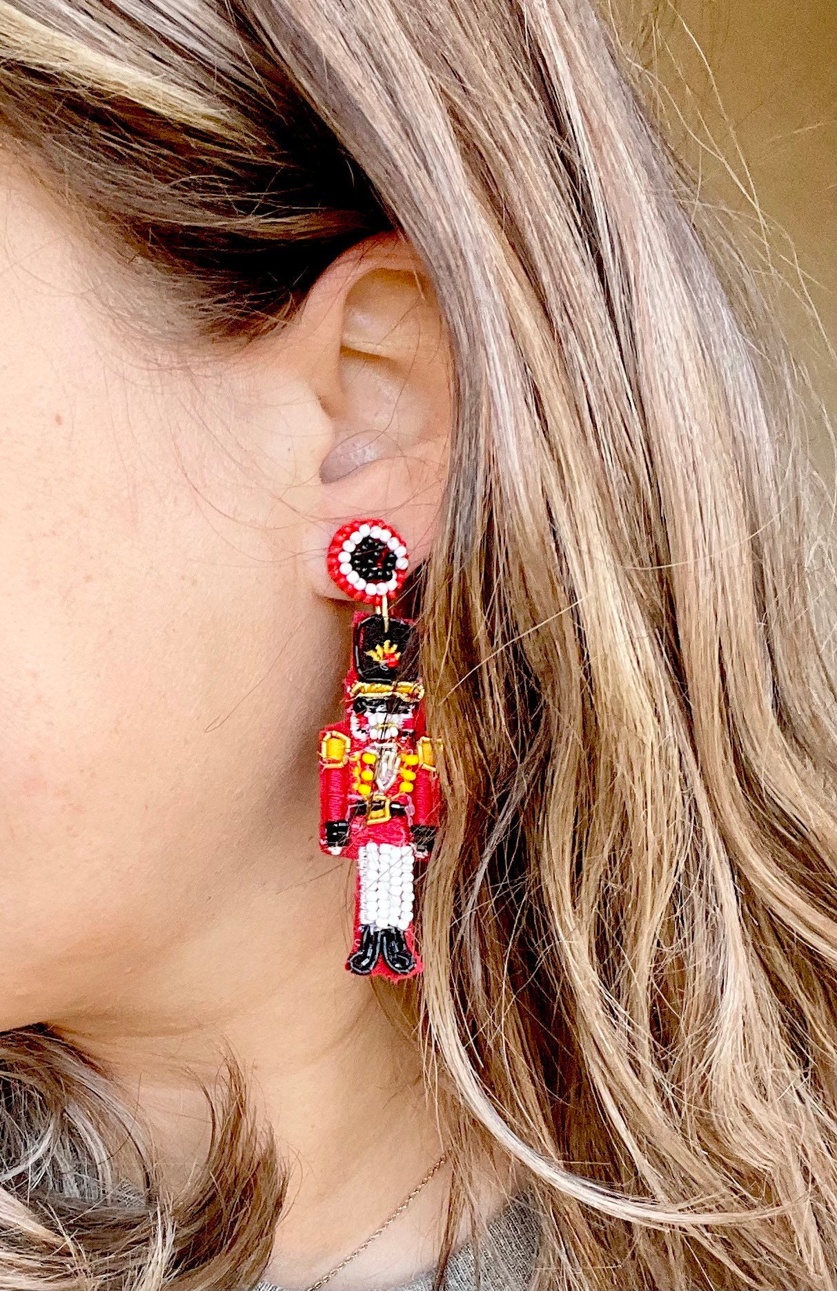 Boucles D’oreilles Casse-noisette De Noël – Bijou Soldat émaillé Métal Pour Femmes, Style Festif Et Tendance