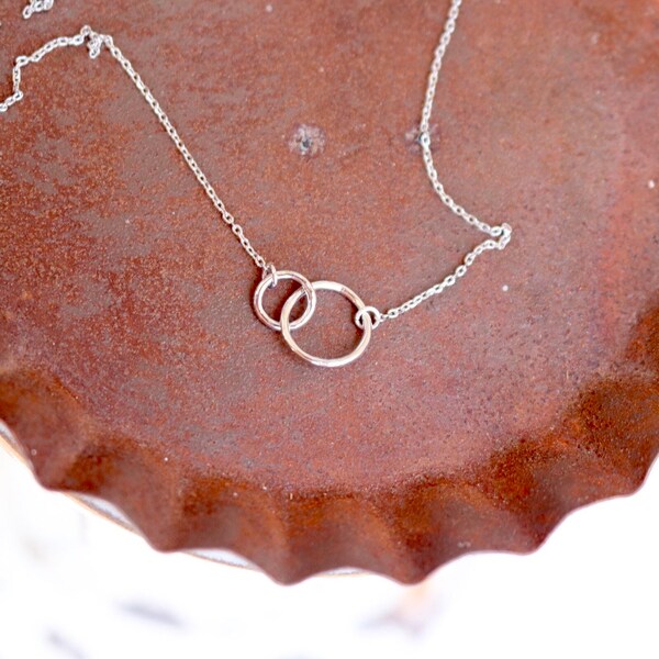 Unbreakable Bond Charm Necklace / 18K Gold Dipped / Circles / Silver or Gold / Mom Gift / Mother Present / Two Circles Dainty Pendant