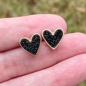 Druzy Heart Stud Earrings / Choose Your Color / Gifts for Her / Studs / Girl Present / Valentines Day / Valentine Present / Kitschy Jewelry