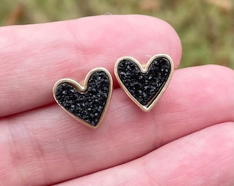 Druzy Heart Stud Earrings / Choose Your Color / Gifts for Her / Studs / Girl Present / Valentines Day / Valentine Present / Kitschy Jewelry